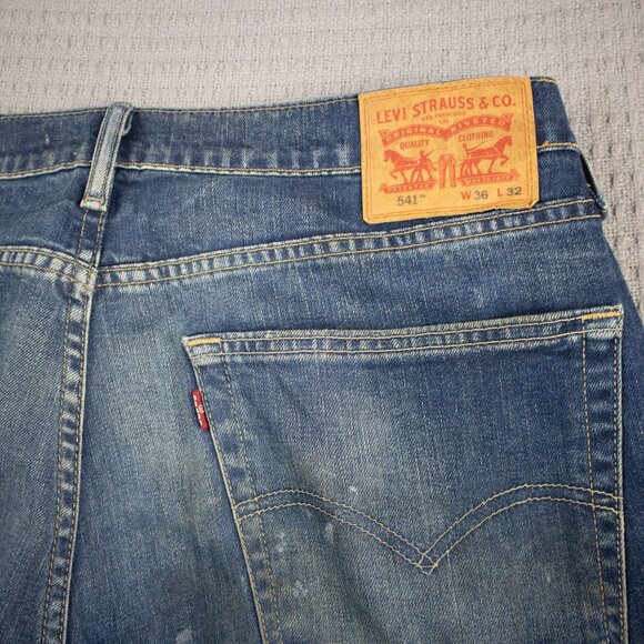 Levi's 541 Relaxed Casual Thrashed Jeans 36x32 - Picture 8 of 8